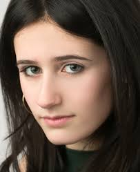 Olivia Sellman (Linda/Miss California)