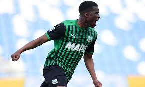 Fichajes, salarios, palmarés, estadísticas en el club y selección. Le 5 Cose Che Non Sai Di Chaka Traore Il Primo 2004 In A L Arrivo In Italia Il Cognome Fittizio E L Esordio Col Milan Serie A Calciomercato Com