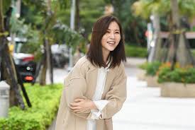 You can download these videos from youtube 盤點gq八位性感熟女 謝盈萱、尹馨、陳珮騏、白歆惠、花花、天心、蔡淑臻、李維維｜gq beauty. è¢«æŽå®‰é»žåèª‡å…©å¥è¬ç›ˆè± å¯ä»¥å¾Œç©ºç¿»å¥½å¤šæ¬¡ é€™éº¼é–‹å¿ƒ å¨›æ¨‚ ä¸­æ™‚