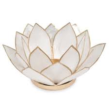 Https Www Maisonsdumonde Com Fr Fr P Bougeoir Nacre En Metal Blanc Lotus 170006 Htm Page 23 En 2020 Candle Holder Bougeoirs Metal Blanc