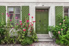 Main gate color ideas | front gate for house gate design: Don T Colour Your Main Gate With Just Anything Follow These Vastu Tips