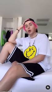 Influencer oli london says they now identify as korean. British Influencer Oli London Reveals That He Is Currently Identifying As A Non Binary Korean Ahzabnews