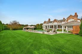 Cohen to sell $62m east hampton pad: Here S The New Mets Owner S Old East Hampton House Hamptons Hot Sheet
