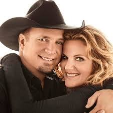 Taral Hicks and her husband Loren Dawson have been married for 23  years.💞💜 (One of my favorite singer 💖🎶)