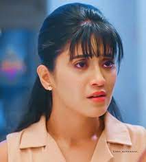 Pin By Narjis Fatima On Shivi Short Wedding Hair Shivangi Joshi Instagram Haircuts With Bangs