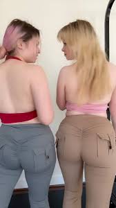 @MuscleMommyCosps video Tweet