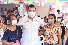 Conmemora ayuntamiento de Tecpan Día de la Mujer Mexicana