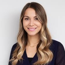 Hier s'est ouvert un nouveau chapitre de ma vie professionnelle. J'ai…