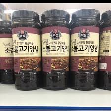 The ingredient list is short and all you have to do is cook the ground beef and break it apart into pieces then mix in the sauce and you're done! Bulgogi Sauce For Beef 500g 840g Shopee Philippines