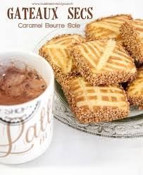 Gateau Sec Algerien Fourre Au Caramel Beurre Sale Recette Gateau Sec Gateau Sec Algerien Recette Gateau Sec