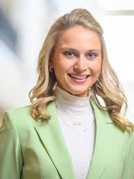 Madeline Owen's Instagram, Twitter & Facebook