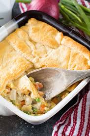Easy Chicken Pot Pie Casserole Quick Comfort Food At It Chicken Pot Pie Casserole Easy Chicken Pot Pie Chicken Pot Pie