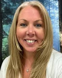 Katrina Clement's Instagram, Twitter & Facebook