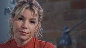 Emma a du mal à rassurer baptiste qui se morfond en attendant la réponse pour un travail. Plus Belle La Vie Saison 15 Episode 3787 En Streaming France Tv