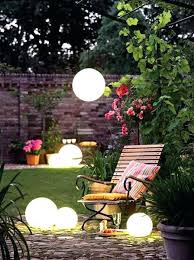 Brightening Outdoor Solar Garden Lights That Will Sparkle Your Garden Darbylanefurniture Com In 2020