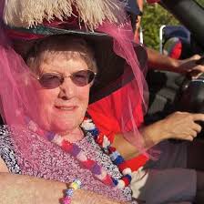 Atriz de ''Tubarão'' Lee Fierro morre devido a COVID-19 aos 91 anos