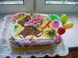 Сахар — 1 стак., яйца — 5 шт., пшеничная мука — 1 стак., мёд — 0.5 стак., грецкие орехи — 1 стак., изюм — 1 стак., разрыхлитель — 1 чайн. Tatyana Gorod Elec Fotografiya Iz Alboma Ok Ru Ukrashennoe Saharnoe Pechene Cvetochnye Torty Belkovyj Tort