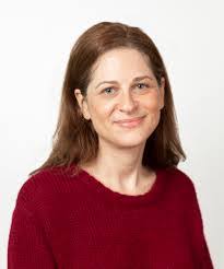 Hilary Roy's Instagram, Twitter & Facebook