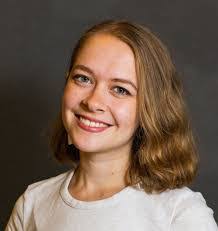 Emma Gibson's Instagram, Twitter & Facebook