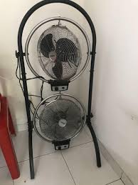 Terlebih apabila tidak ada detail tertentu. Kipas Angin 2 Tingkat Merek Krisbow Elektronik Lainnya Di Carousell