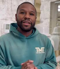 Floyd Mayweather Jr. didn't get a record of 50-0 by accident, he is one of  boxing's best defensive fighters of all time, dominated Manny Pacquiao and  Canelo, beat countless world champions and