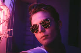 Apple Style Feature Grid Webflow Cloneable