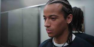 Demain Nous Appartient spoiler : drame, Victor se sacrifie pour sauver  Karim et Nina ! (vidéo épisode du 10 septembre)