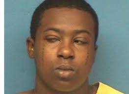 Dominique Macdonald's Instagram, Twitter & Facebook