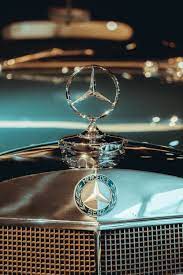 Mercedes car logo hd wallpaper. 1000 Mercedes Benz Logo Pictures Download Free Images On Unsplash