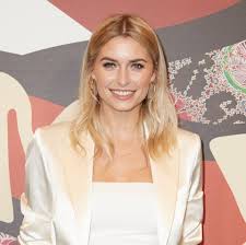 Lena gercke hüllt ihren babybauch in gemütliche outfits mit einer berüchtigten schwangerschaftsbegleiterscheinung muss gercke mittlerweile bekanntschaft machen. Lena Gercke Baby Zoe Ist Da Und Es Gibt Schon Ein Foto Gala De