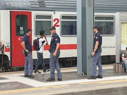 Parma guesthouse in parma city centre, walk to university of parma. Arrestato Straniero Nella Stazione Di Parma Doveva Scontare In Carcere Una Condanna Per Detenzione Di Sostanza Stupefacente Al Fine Di Spaccio
