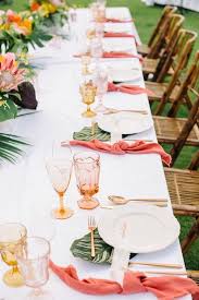 tendencias en bodas 2019 coral el color del ano boda coral bodas de coral boda tropical pinterest