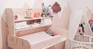 bespaar plaats in de babykamer met deze mooie wandcommode win babykamer decoratie commode babykamer inrichting