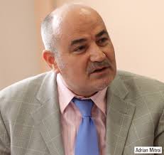 ADRIAN MITROI, PROFESOR DE FINANŢE COMPORTAMENTALE: "Aderarea la euro