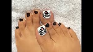 Aqui encontradras tutoriales y diseños de uñas pintadas faciles y sencillas , tambien diseños de uñas pintadas con flores , para los pies , para niñas , tambien las que estan de moda en este 2017 y mucho mucho mas. Una De Los Pies Pintadas Sencillas Sencillas De Unas
