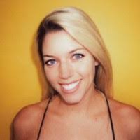 Lauren Willis's Instagram, Twitter & Facebook