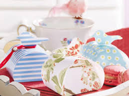 Die bastelanleitung stellt die innenseiten dar, sodass man von. Schachtel Basteln Fur Kleine Geschenke Lecker