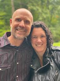 🚶‍♀️🏃‍♀️ 75 Miles 📅 31 Days ⭐ 1 Collapsible water bottle! 🧡 Take