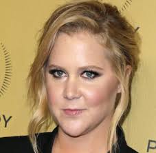 See more of amy schumer on facebook. Amy Schumer Witzelt Uber Baby Geruchte Welt