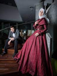 17 foto prewedding hijab simple unik outdoor muslimah syar'i romantis lokasi di pantai jogja by poetrafoto fotografer prewedding jogja, yogyakarta prewedding photographer indonesia 17 foto prewedding unik outdoor polisi+hijab di candi plaosan: Pin Di Muslimah Hijab Fashion Abaya Style Maxi Dress Long Dress Kebaya Baju Kurung