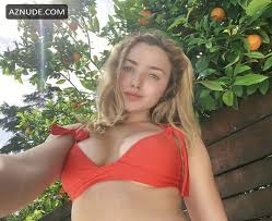 Peyton List Nude and Sexy Photos - AZNude