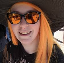 How to maximize the use of Lightning Lanes at Disneyland?