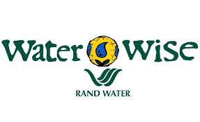 Su çok sayıda kaynaktan çekilir ve arıtılır ve endüstriye. Rand Water Wins Project Innovation Award From Iwa