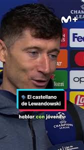 Robert Lewandowski hablando español: Comunicación multilingüe en el fútbol