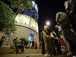 Muzeul municipiului bucureşti reprezintă un complex muzeal amplu, de importanţă naţională, cu un patrimoniu diversificat şi numeros. Noaptea Muzeelor 2019 ExpoziÅ£ii Inedite Si Muzee De NisÄƒ Turul Complet Al Muzeelor Cu Un Serviciu Nou InfiinÅ£at