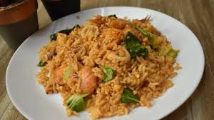 Kamu bisa menggantinya dengan potongan ayam atau ayam suwir. Resepi Nasi Goreng Seafood Youtube