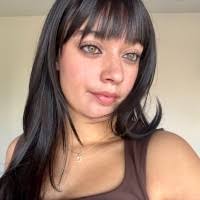 2400+ "Leona -dhmh-" profiles