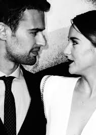 Black And White Best Friends In Movies Black And White Theo James British Men Shailene