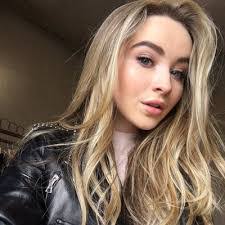 Hailey Grant's Instagram, Twitter & Facebook