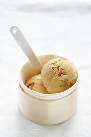 Glace Au Caramel Sale L Incontournable Gelato Al Caramello Salato Un Dejeuner De Soleil Glace Au Caramel Recette Glace Recettes De Creme Glacee